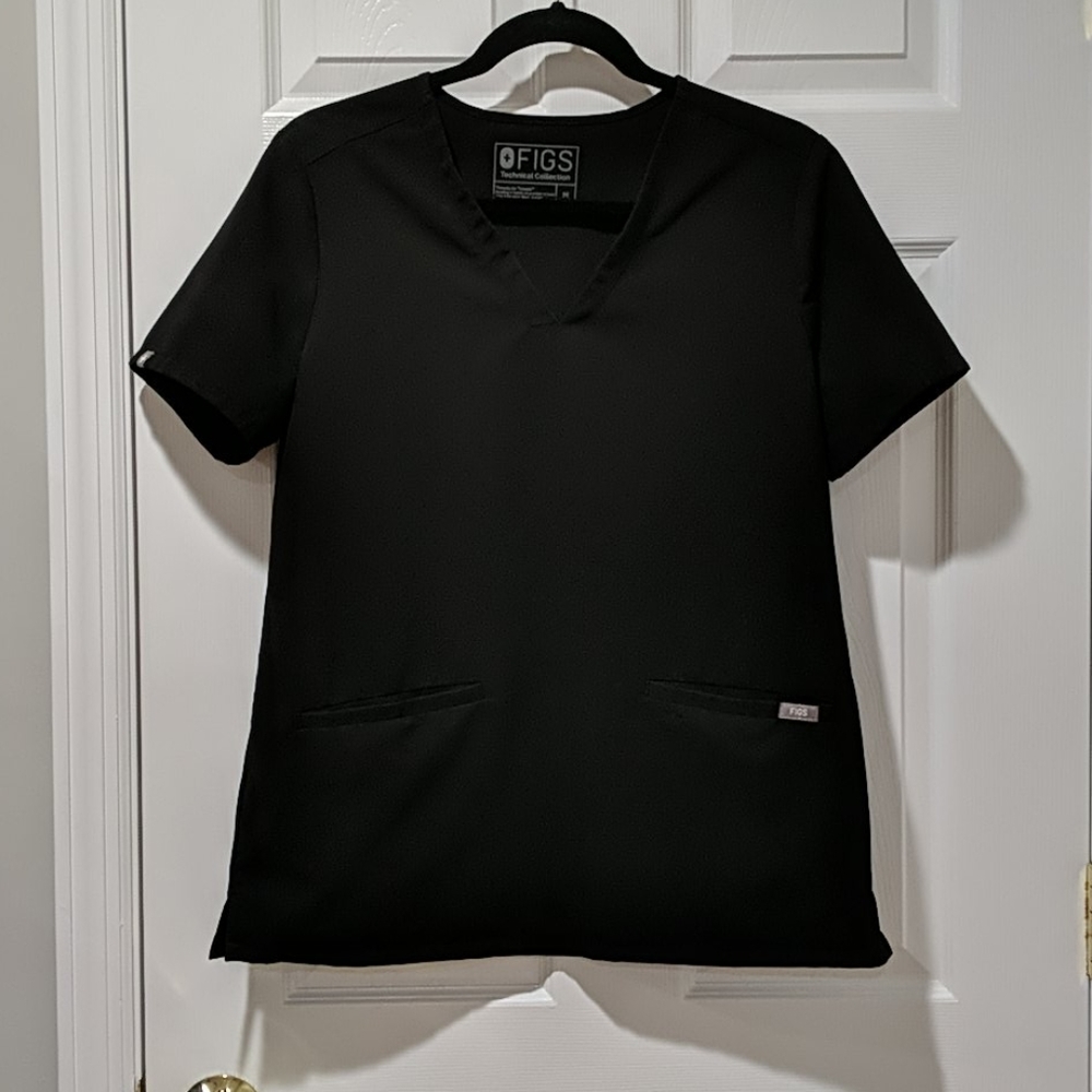 FIGS Black Casma Top and Kade Pants